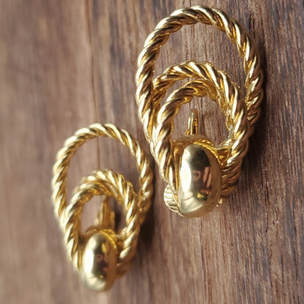 Sarah Coventry doorknocker estate earrings braided E835 - Picture 1 of 6
